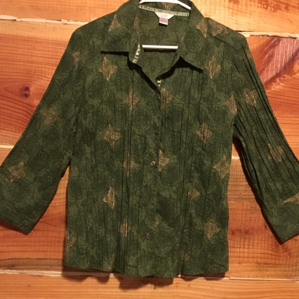 3/4 Sleeve Button Down